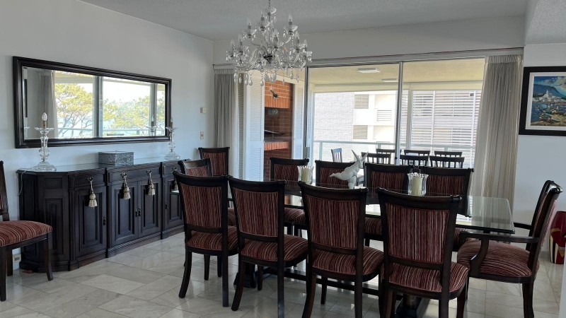 Departamento en venta en edificio primera línea